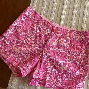 Lilly Pulitzer shorts size 4
